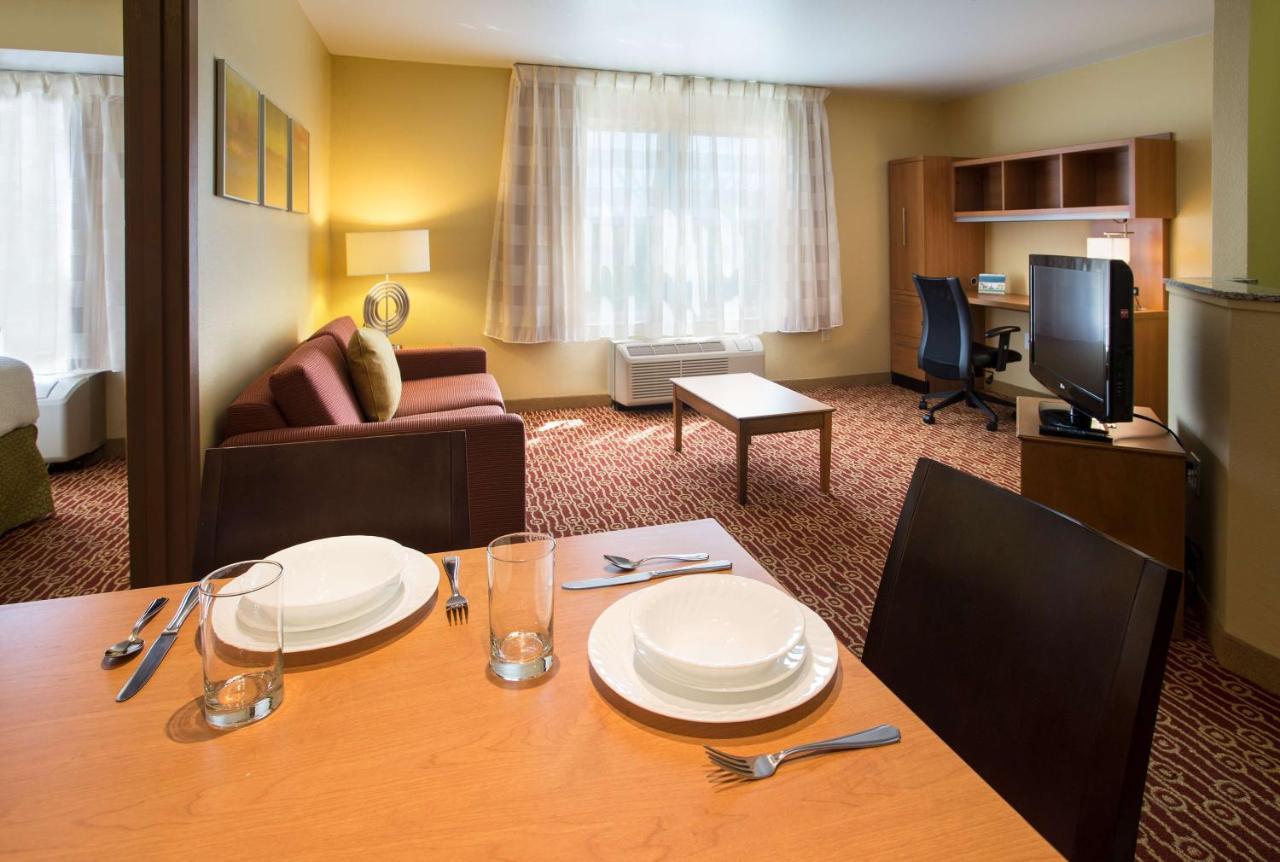 Sonesta Simply Suites Detroit Novi Exterior photo