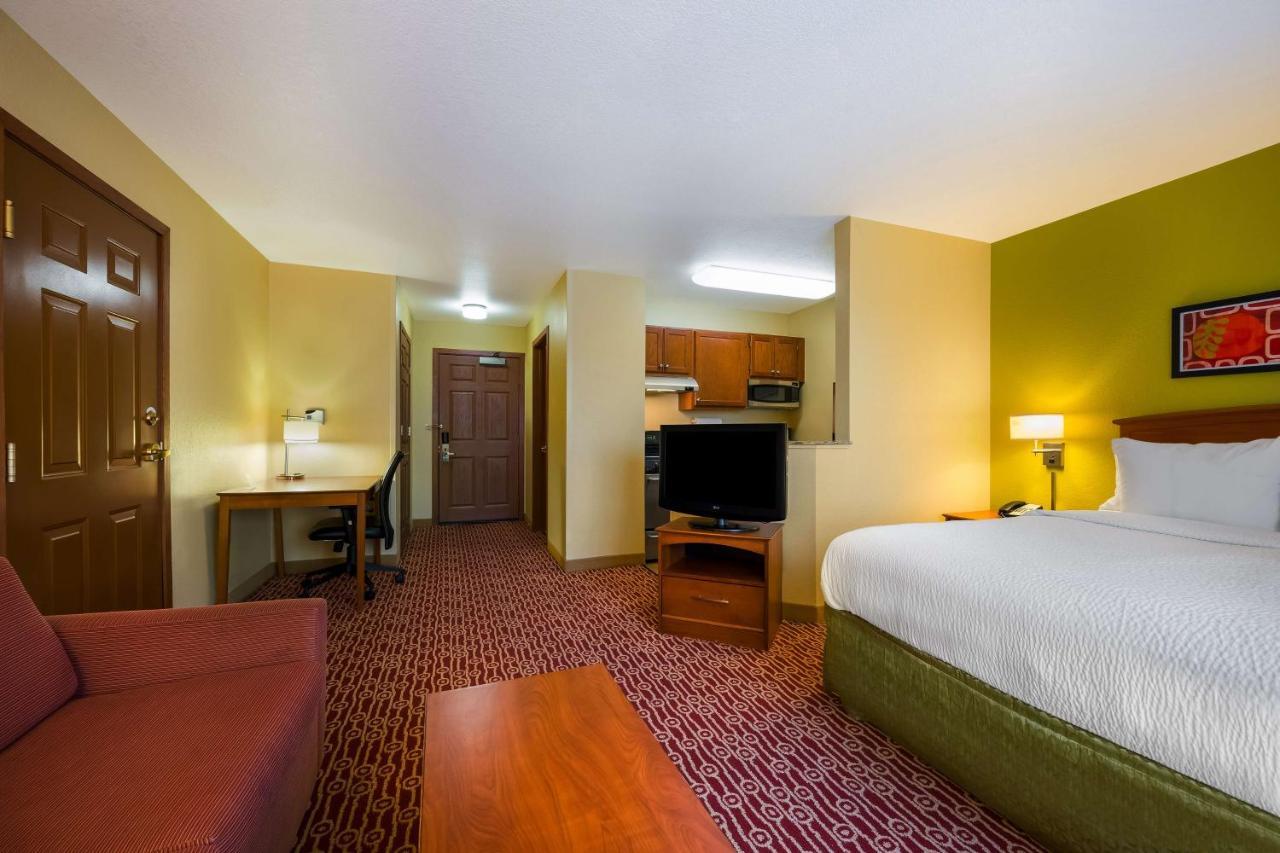 Sonesta Simply Suites Detroit Novi Exterior photo