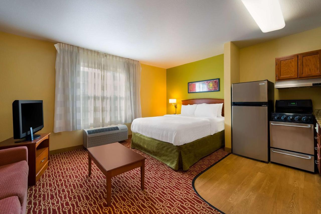 Sonesta Simply Suites Detroit Novi Exterior photo