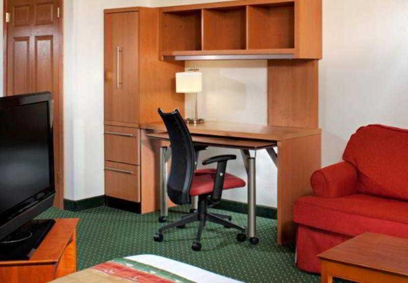 Sonesta Simply Suites Detroit Novi Room photo